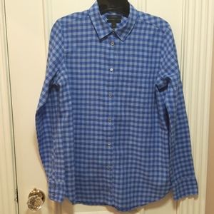 🛍️ J.crew button up shirt